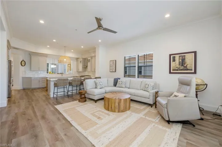 2870 Castillo Ct 103, Naples, Florida 34109