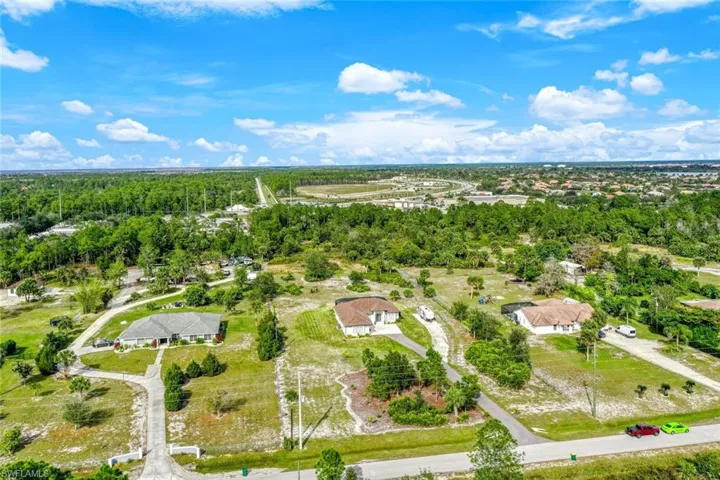 411 24th AVE NE, NAPLES FL 34120