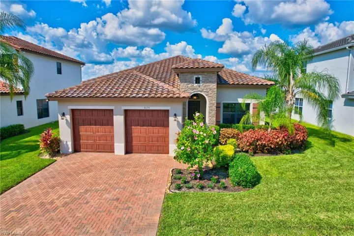 Front view of home