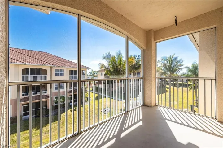 Balcony with a sunroom