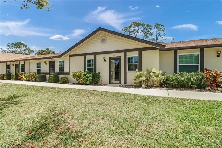 Welcome to this lovely 2 bedroom 2 bath villa in Boca Ciega Village.  This villa lives like a single family home!