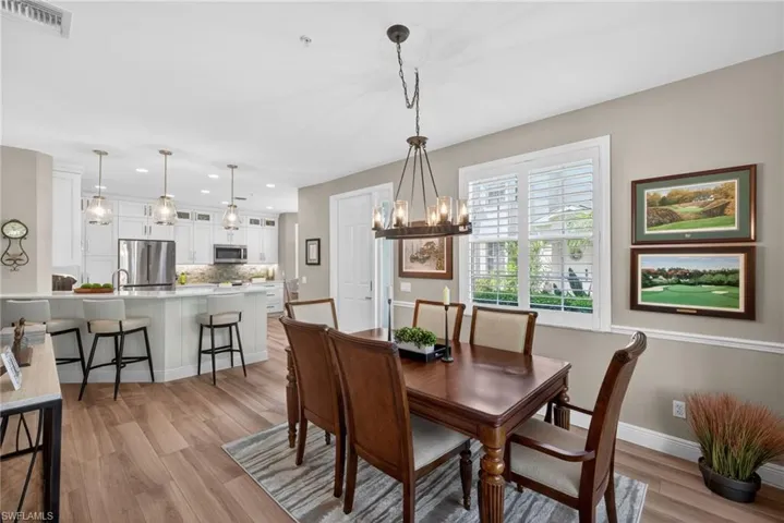 5015  Marina Cove  DR, Naples, FL 34112