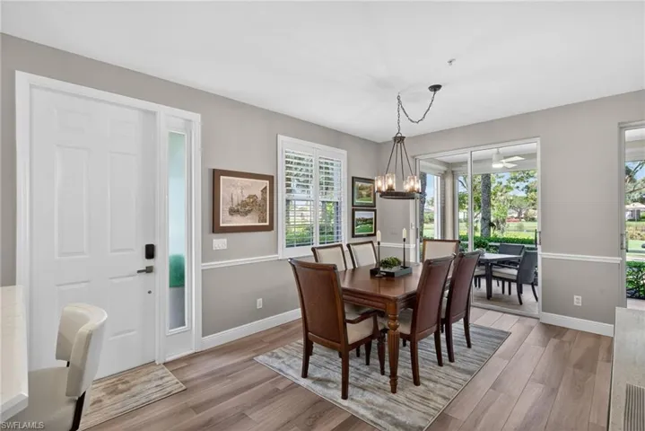 5015  Marina Cove  DR, Naples, FL 34112