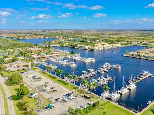 Community marina