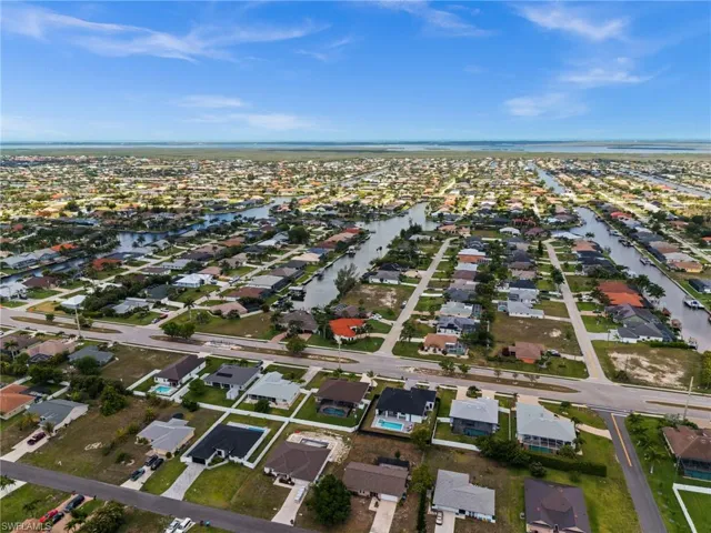 3917  Agualinda  BLVD, Cape Coral, FL 33914