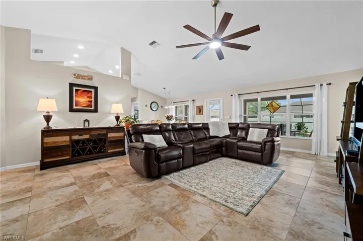 3917  Agualinda  BLVD, Cape Coral, FL 33914