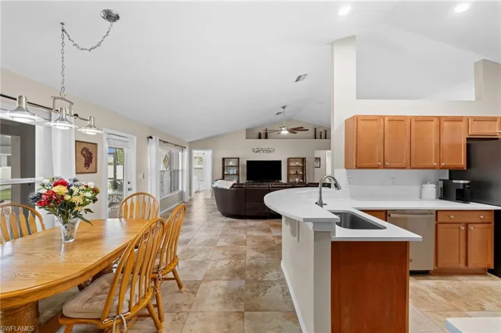 3917  Agualinda  BLVD, Cape Coral, FL 33914