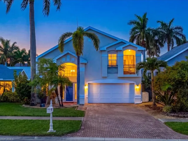 3570 Kent Dr 23, Naples, Florida 34112
