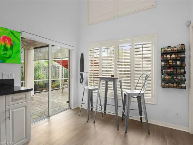 3570 Kent Dr 23, Naples, Florida 34112