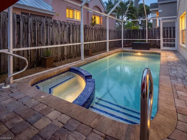 3570 Kent Dr 23, Naples, Florida 34112