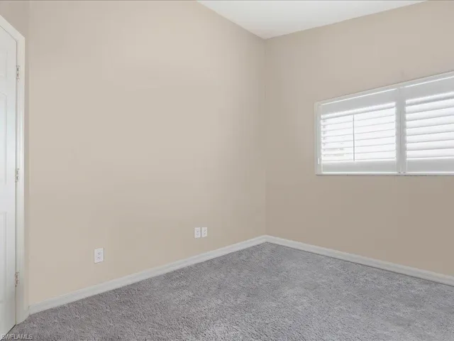 3570 Kent Dr 23, Naples, Florida 34112