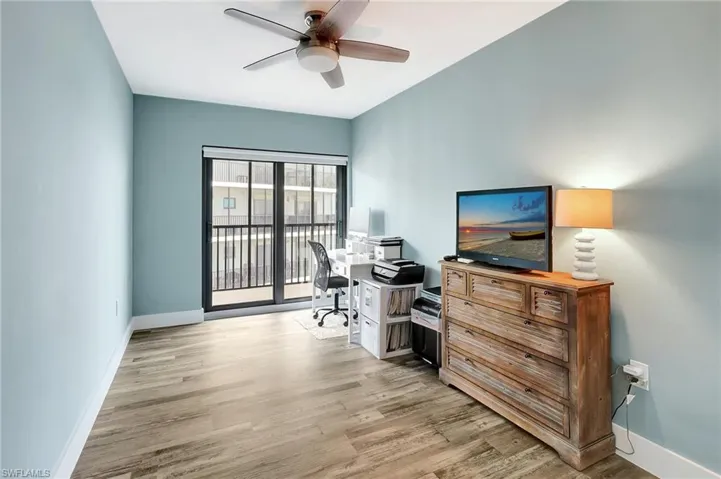Guest bedroom-2, great for office space