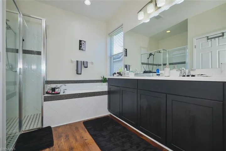 2710 Brightside Ct, Cape Coral, Florida 33991
