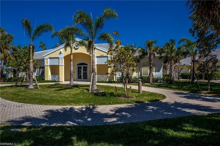 2710 Brightside Ct, Cape Coral, Florida 33991