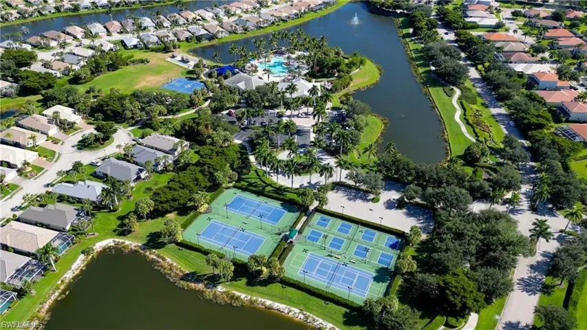 2710 Brightside Ct, Cape Coral, Florida 33991