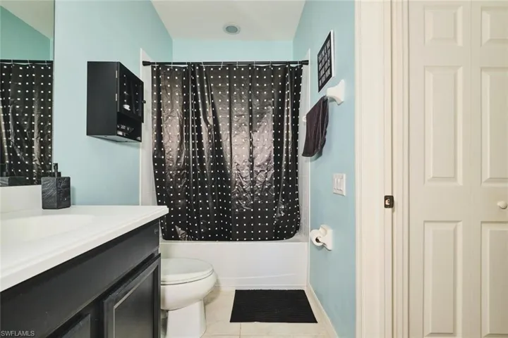 2710 Brightside Ct, Cape Coral, Florida 33991