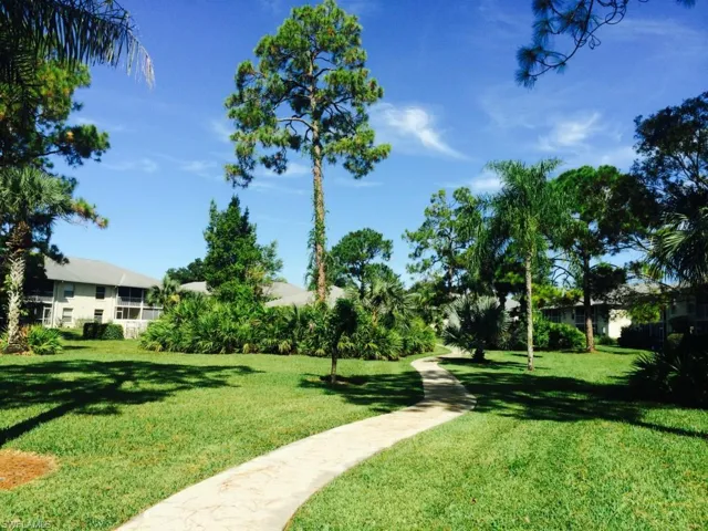 717 Landover Cir 103, Naples, Florida 34104