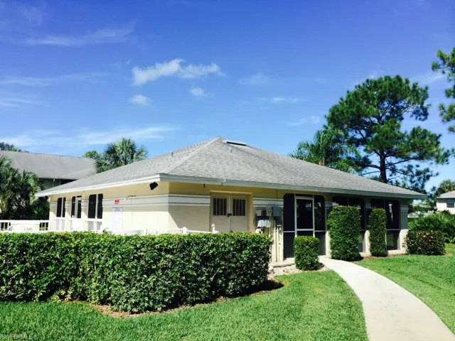717 Landover Cir 103, Naples, Florida 34104