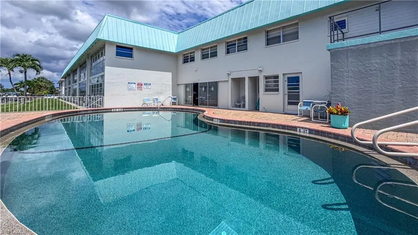 4940 Vincennes St 106, Cape Coral, Florida 33904