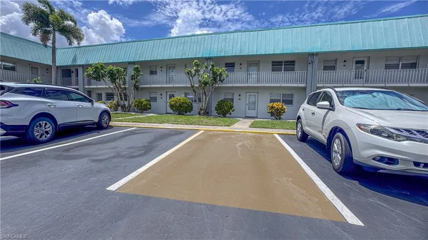 4940 Vincennes St 106, Cape Coral, Florida 33904