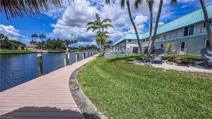 4940 Vincennes St 106, Cape Coral, Florida 33904