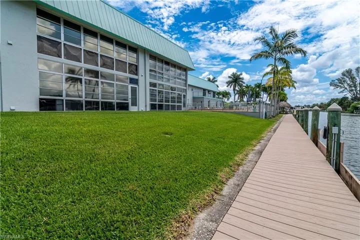 4940 Vincennes St 106, Cape Coral, Florida 33904