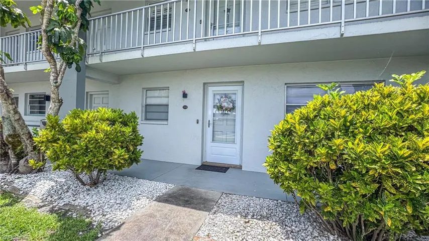 4940 Vincennes St 106, Cape Coral, Florida 33904
