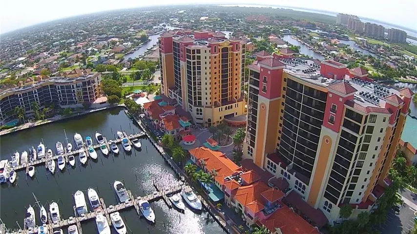 less than 15 mins from cape harbour waterfront  restaurants, shops and entertainment!