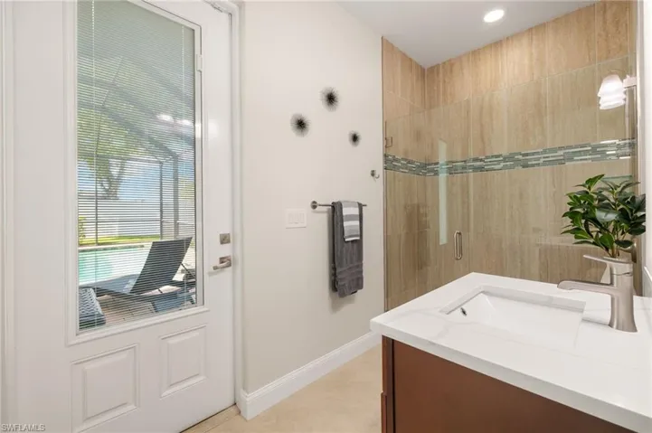 2nd master has a pool accessible bath