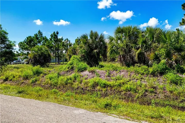 2306 56th Ave Ne, Naples, Florida 34120