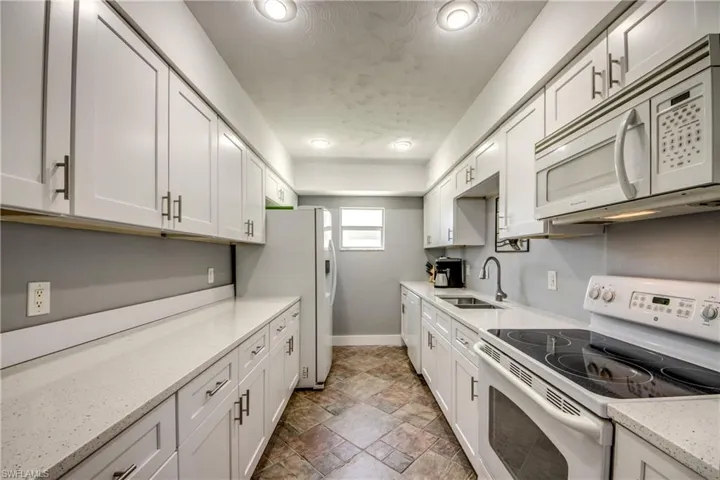 4016 Se 19th Ave 101, Cape Coral, Florida 33904