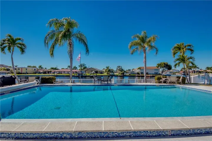 4016 Se 19th Ave 101, Cape Coral, Florida 33904