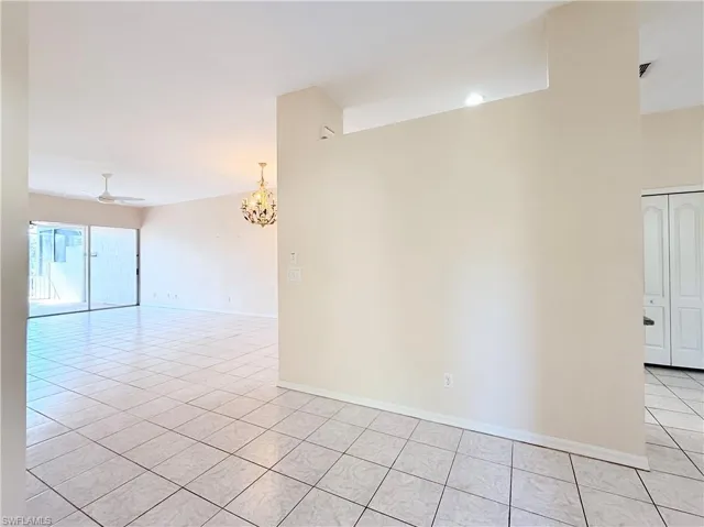 8774  Naples Heritage  DR, Naples, FL 34112