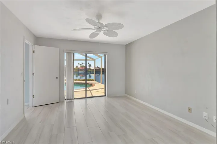 Main Bedroom W/ Porcelain Tile