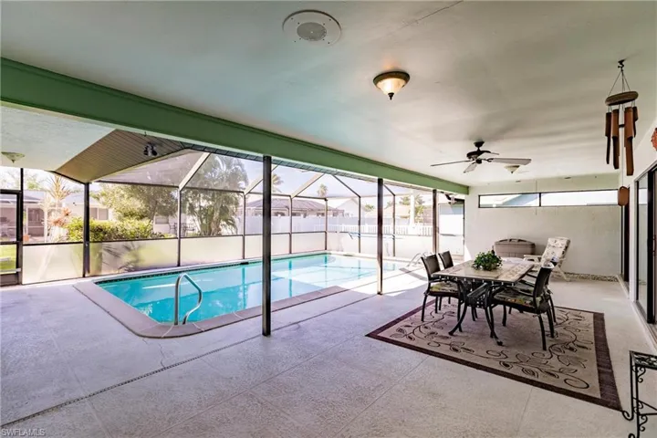 526 SW 51st  TER, Cape Coral, FL 33914