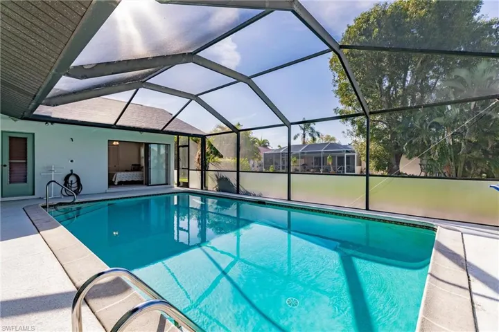 526 SW 51st  TER, Cape Coral, FL 33914