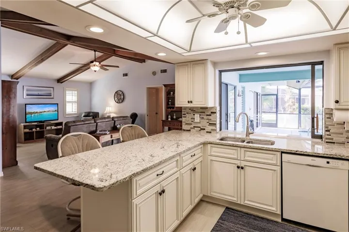 526 SW 51st  TER, Cape Coral, FL 33914