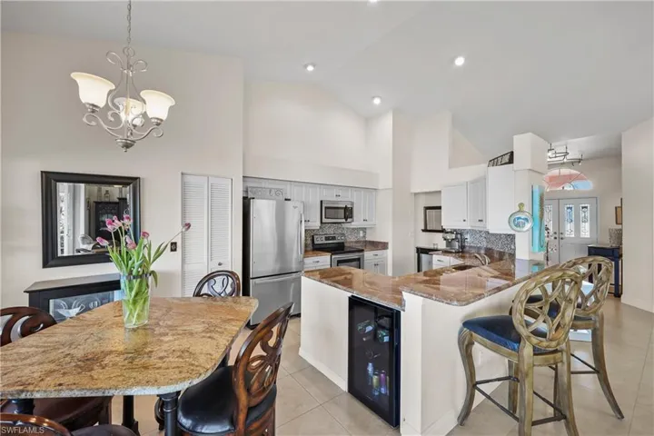 6644 Vancouver Ln, Naples Fl 34104