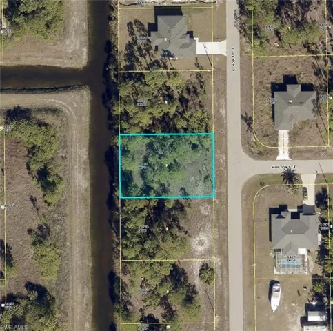 646 Genoa Ave S, Lehigh Acres, Florida 33974
