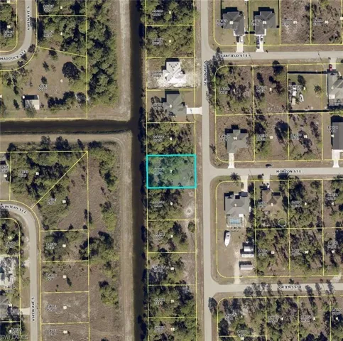 646 Genoa Ave S, Lehigh Acres, Florida 33974