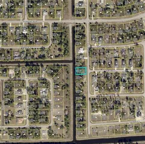 646 Genoa Ave S, Lehigh Acres, Florida 33974