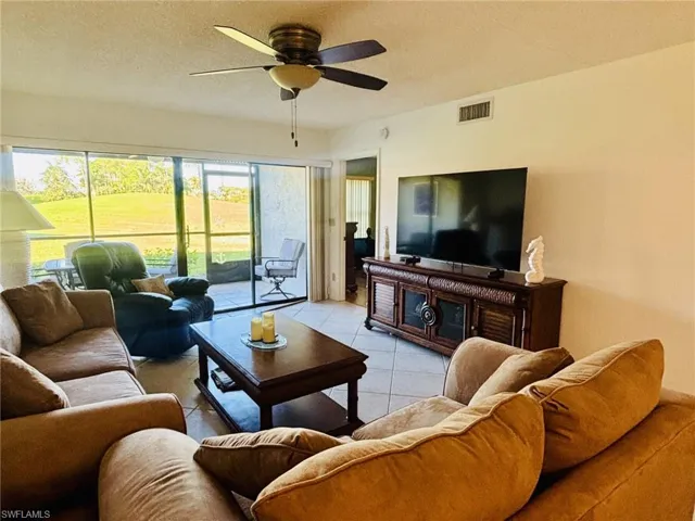 605  Augusta  BLVD, Naples, FL 34113