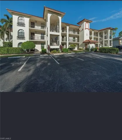 605  Augusta  BLVD, Naples, FL 34113