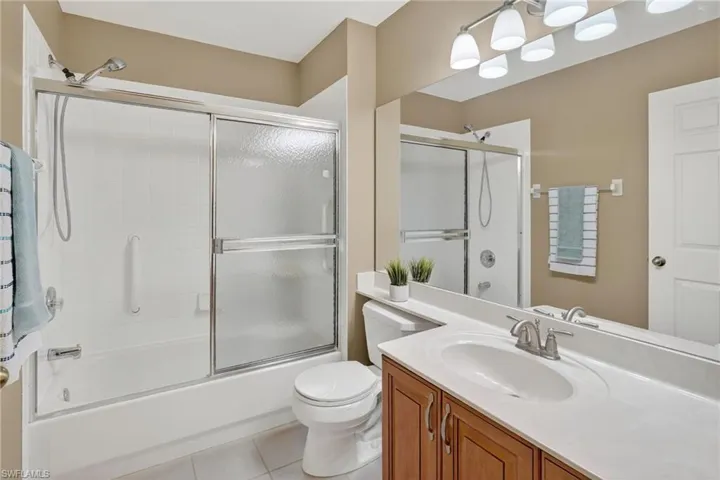 15010  Lakeside View  DR, Fort Myers, FL 33919
