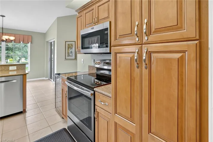 15010  Lakeside View  DR, Fort Myers, FL 33919