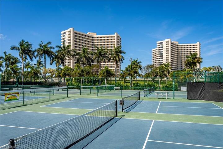 440 Seaview CT # 708, MARCO ISLAND FL 34145