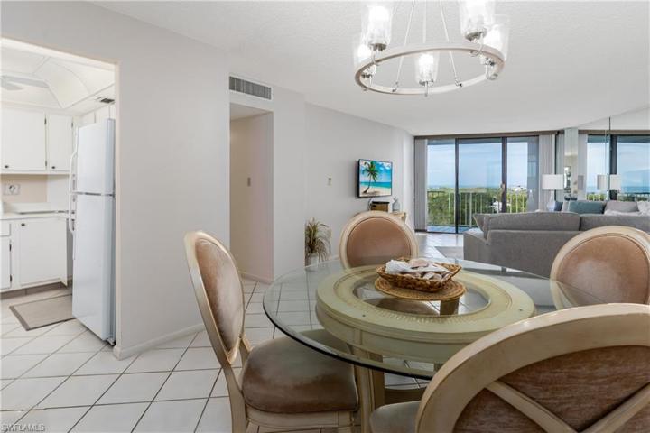 440 Seaview CT # 708, MARCO ISLAND FL 34145