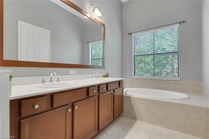 5386 Ferrari Ave, Immokalee, Florida 34142