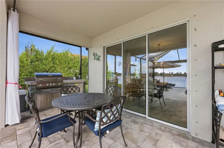 Outdoor Kitchen