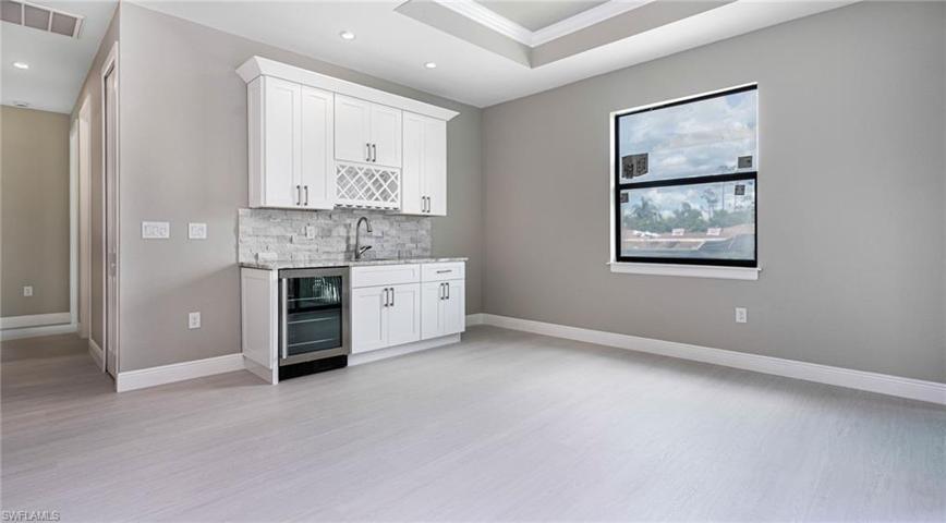 Wet Bar for Entertaining